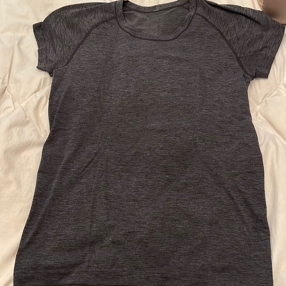 Lululemon Short Sleeve Grey Swiftly Tech T-Shirt